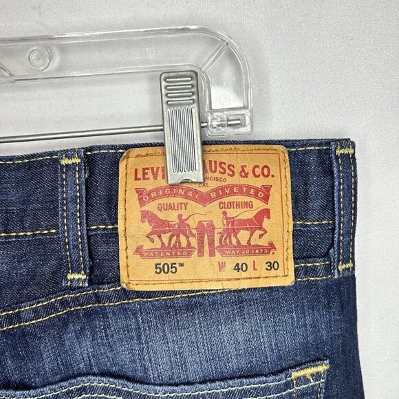 Levi's 505 Regular Fit Straight Leg Blue Denim High-Rise Jeans Size 40x30 - Picture 8 of 9